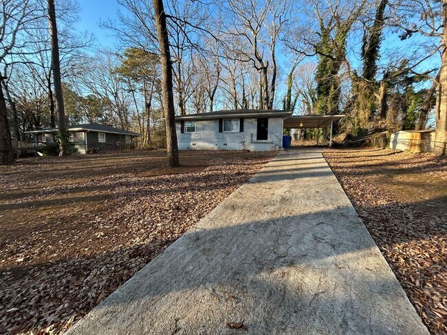 Foto del edificio - 76 Schell Rd SE