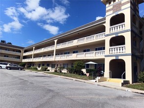 Building Photo - 2256 Spanish Dr