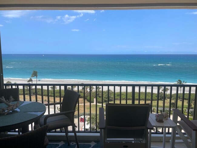 Foto del edificio - 300 Ocean Trail Way