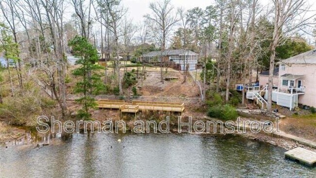 Building Photo - 289 Ashbrook Dr