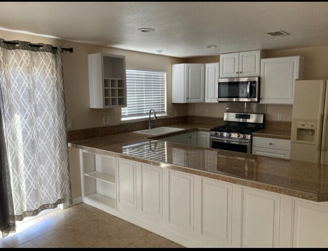 Foto del edificio - 2895 Rogue River Hwy