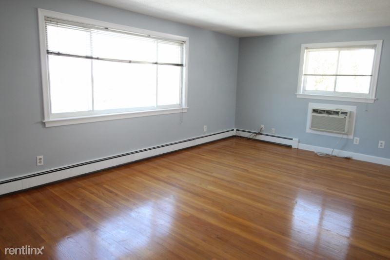 Primary Photo - 2 br, 1 bath Apartment - 14 Piermont St