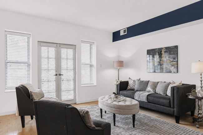 Living Room - 5631 Pershing Ave