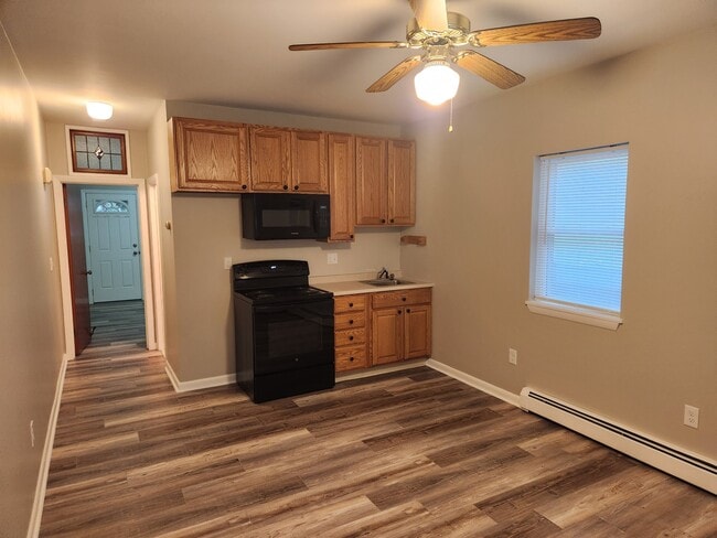 Building Photo - 34 Mount Hope Ave