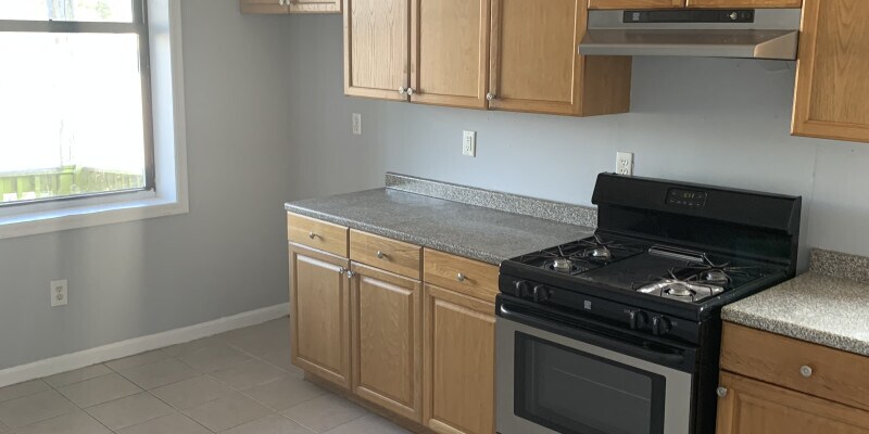 Primary Photo - 136-138-138 S 7th St