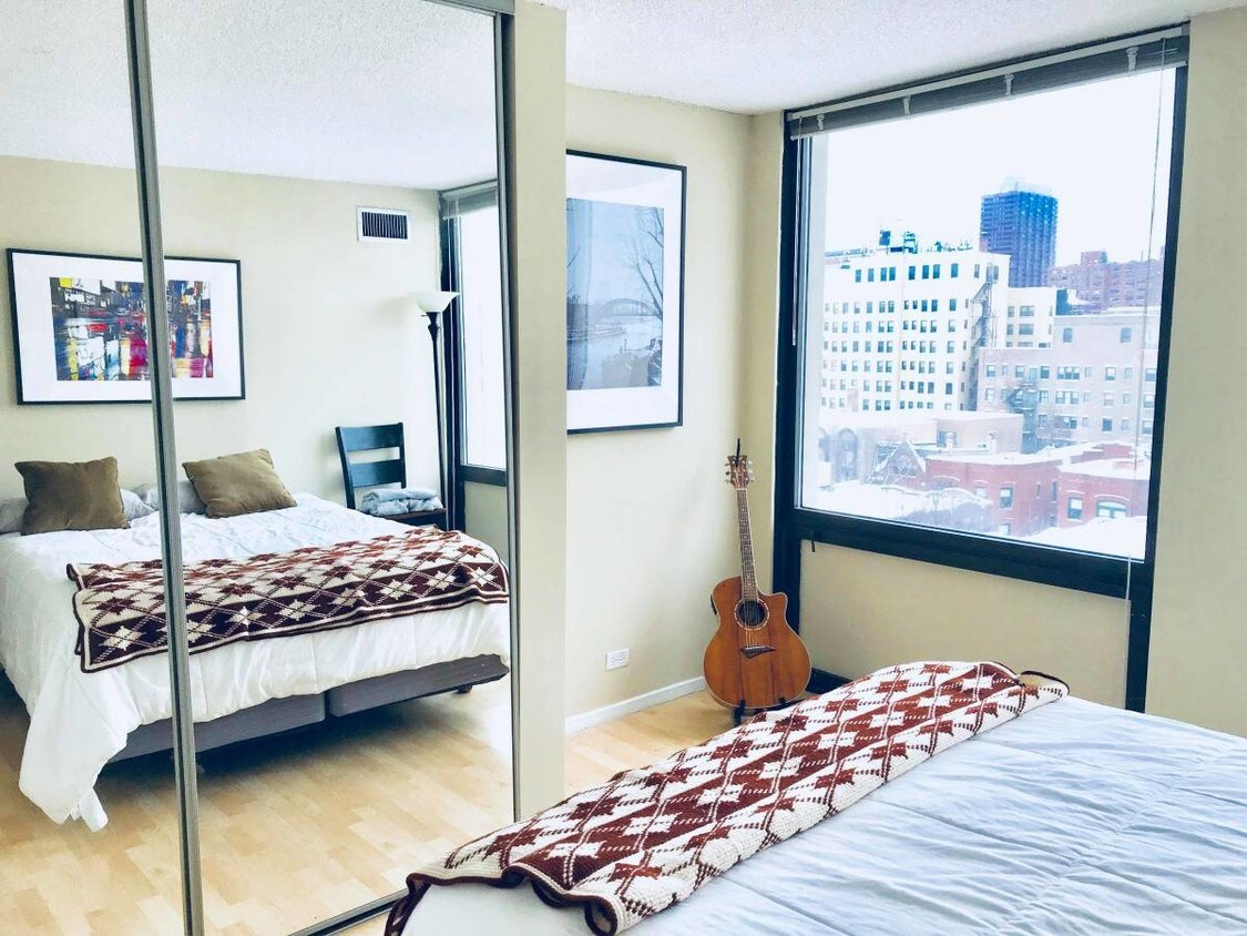 Foto principal - 601 W Diversey Pkwy