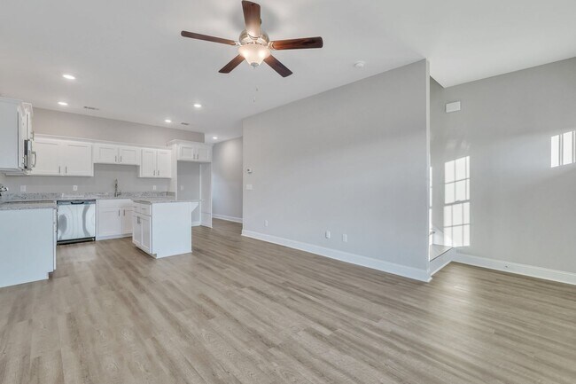 Foto del edificio - 675 Coley Boyd Rd