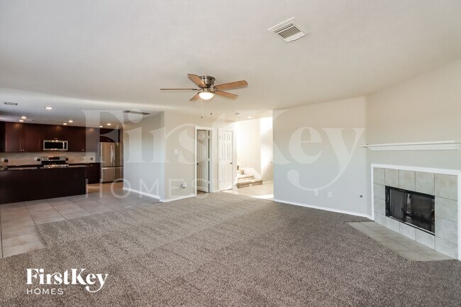 Foto del edificio - 12047 Back Bay Ridge Way
