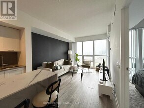 Building Photo - 2200 Lake Shore Blvd W
