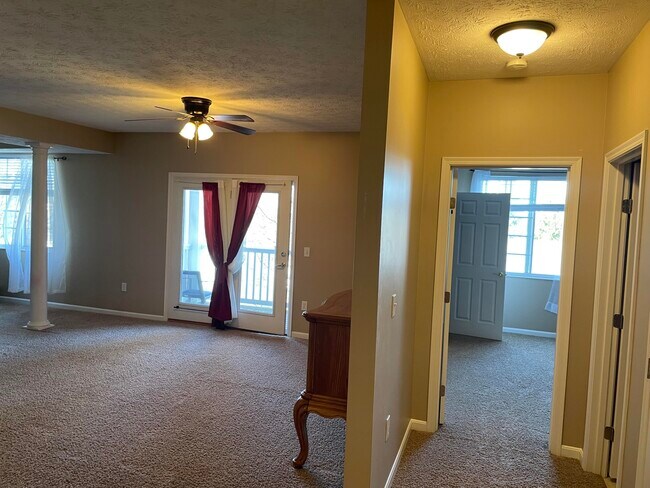 Foto del edificio - 1153 Fairman Way