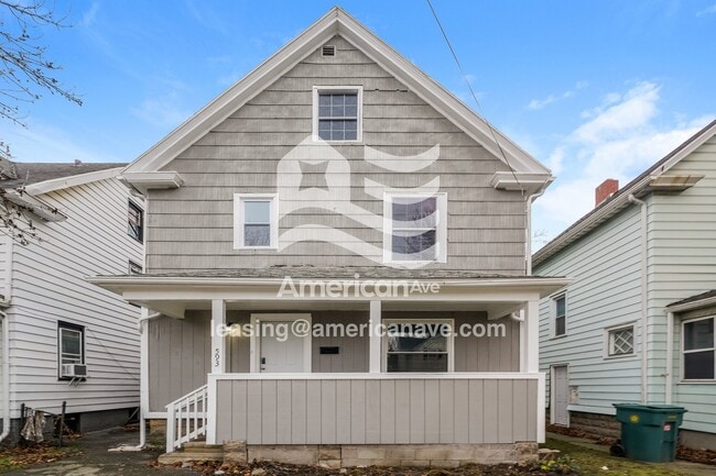 Building Photo - 593 Emerson St