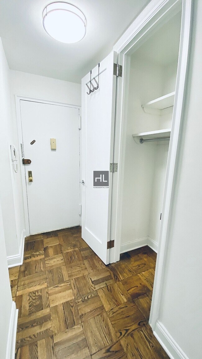 Foto del edificio - EAST 35 STREET