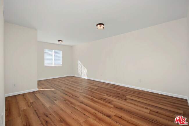 Foto del edificio - 11508 Fenton Ave