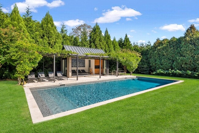 Foto del edificio - 60 Gansett Ln