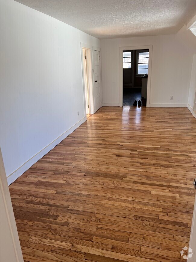 Apartments For Rent in Middle Granville, NY with Hardwood Floors 1