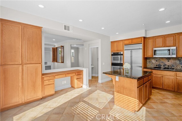 Building Photo - 5356 Charlotta Dr