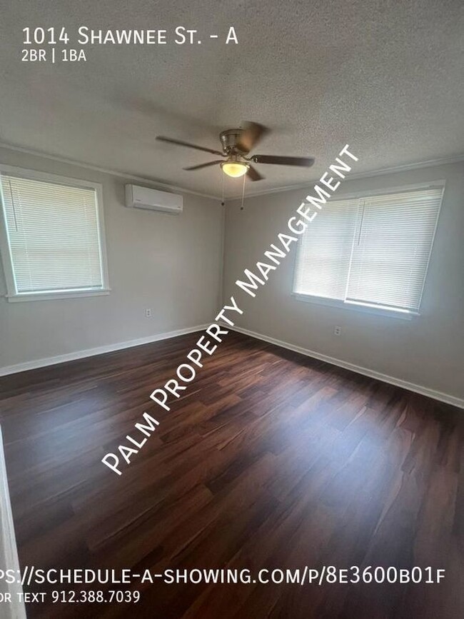 Building Photo - 2 Bedroom, 1 Bathroom Duplex Apartment For...