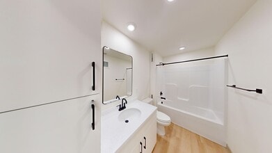 Interior Photo - Briarwood Reserve