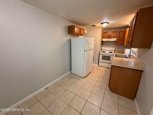 Building Photo - 11032 Bluehill Dr