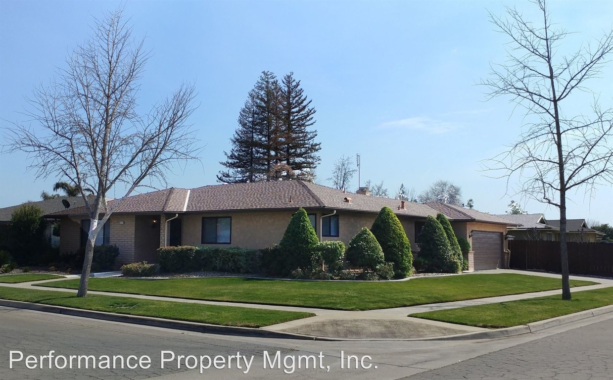 Primary Photo - 3 br, 2.5 bath House - 2219 E. Magill