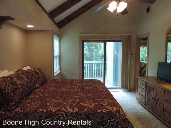 Building Photo - 2 br, 2 bath House - 123 Creekside Circle