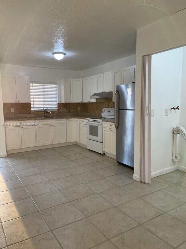 Building Photo - 14372 SW 283rd St