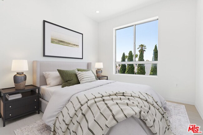 Foto del edificio - 11727 Kiowa Ave