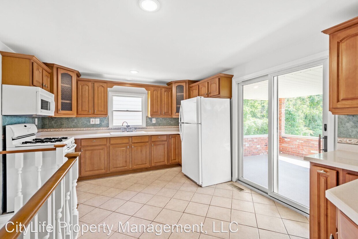 4045 Thomas St, Monroeville, PA 15146 House Rental in Monroeville, PA