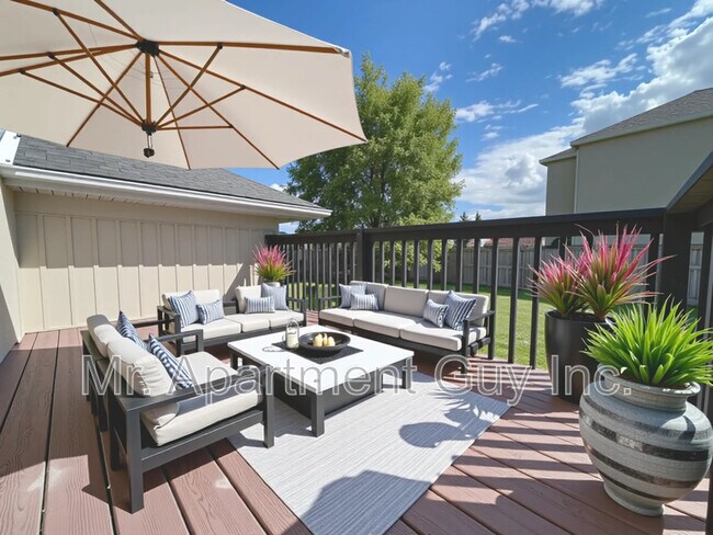 Photo du bâtiment - 323 Queenston Rd