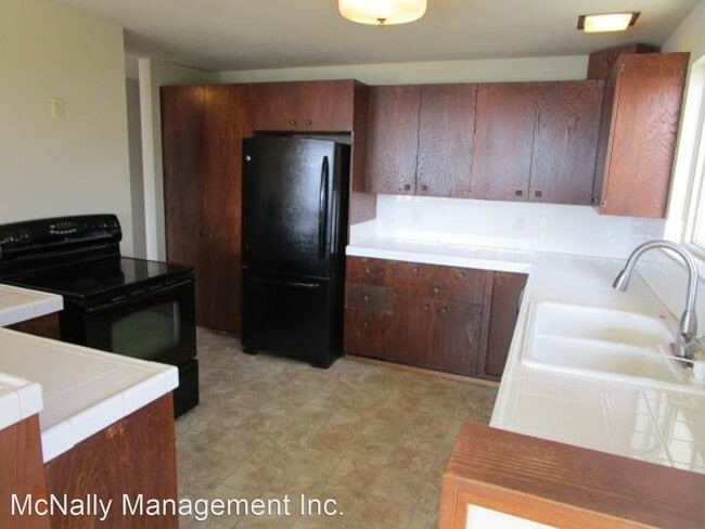 Building Photo - 3 br, 1.5 bath House - 6118 18th Street Ct...