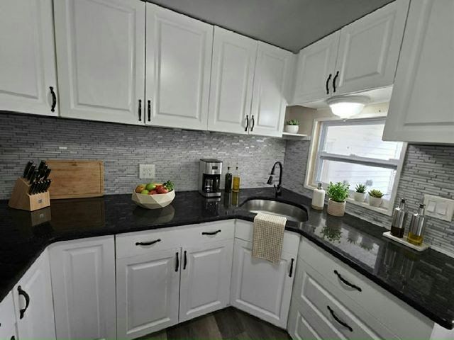 Foto del edificio - 315 50th Ave Terrace W