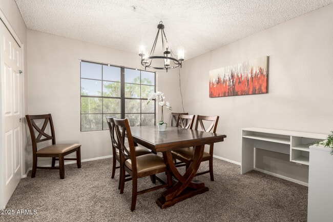 Building Photo - 6885 E Cochise Rd