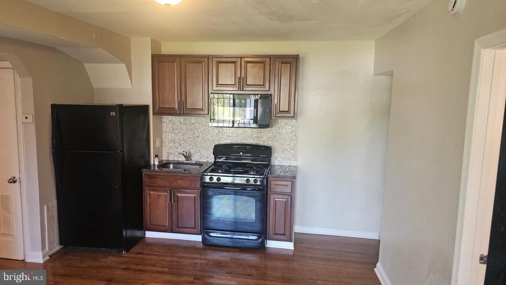 Foto del edificio - 4630 Hillside Rd SE