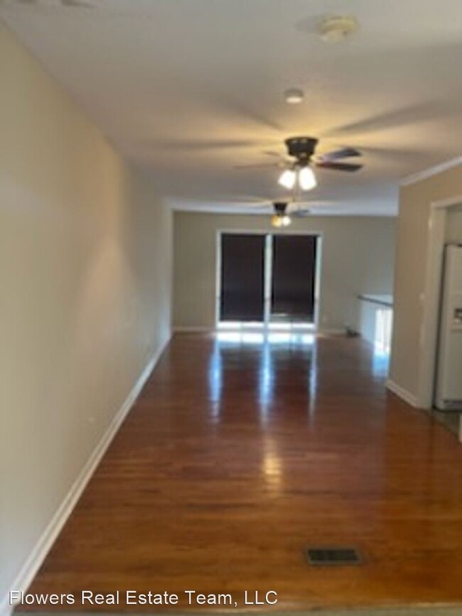 Foto del edificio - 4 br, 3 bath House - 501 First Ave.