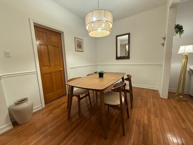 Foto del edificio - 6408 Palmetto St