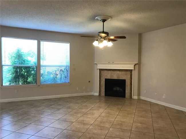 Foto del edificio - 1418 Summerplace Dr