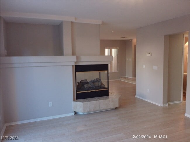 Foto del edificio - 7560 Mission Palm St