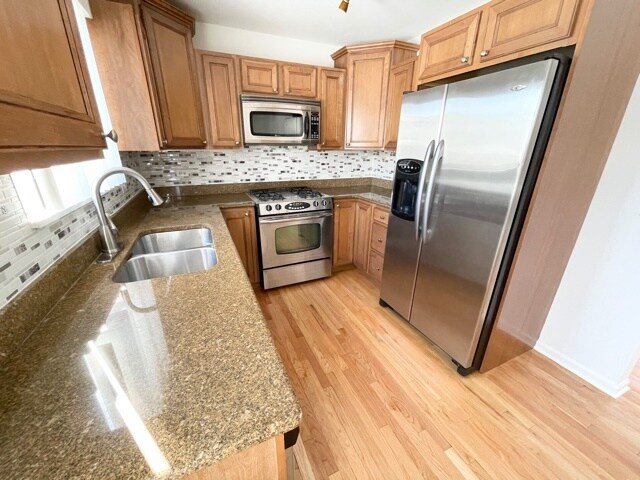 Building Photo - 1012 Emerald Dr