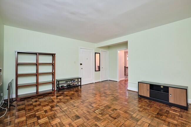 Building Photo - 3310 27th St NW