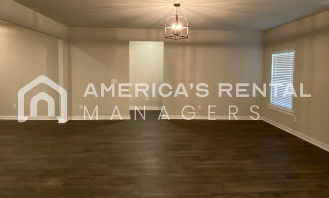 Foto del edificio - 460 Ridgeview Cir