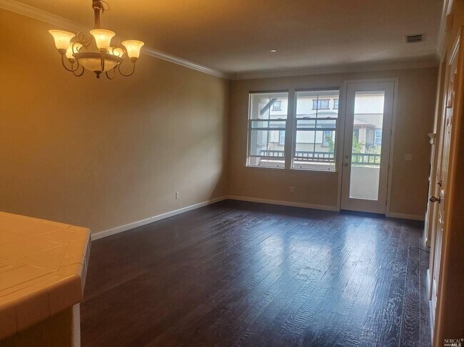 Foto del edificio - 2599 Edgewater Dr