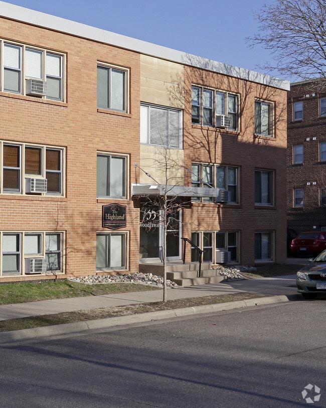 Building Photo - River Flats