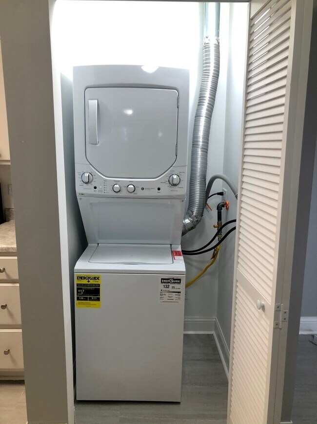 Foto del edificio - 200 N 2nd St