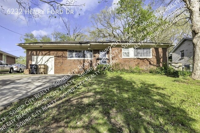 Building Photo - 6232 Henry Ford Dr