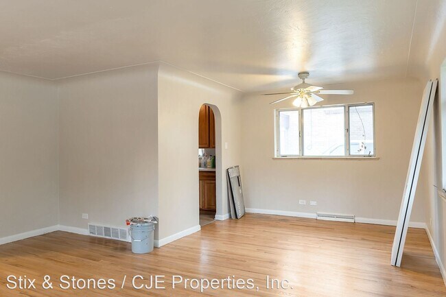 Building Photo - 4 br, 2 bath House - 2348 Oswego St
