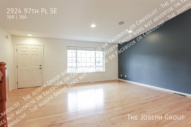 Foto del edificio - 2924 97th Pl SE