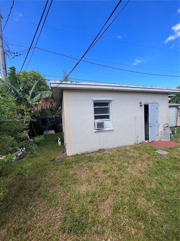 115 NE 192nd St, Miami, FL 33179 House Rental in Miami, FL