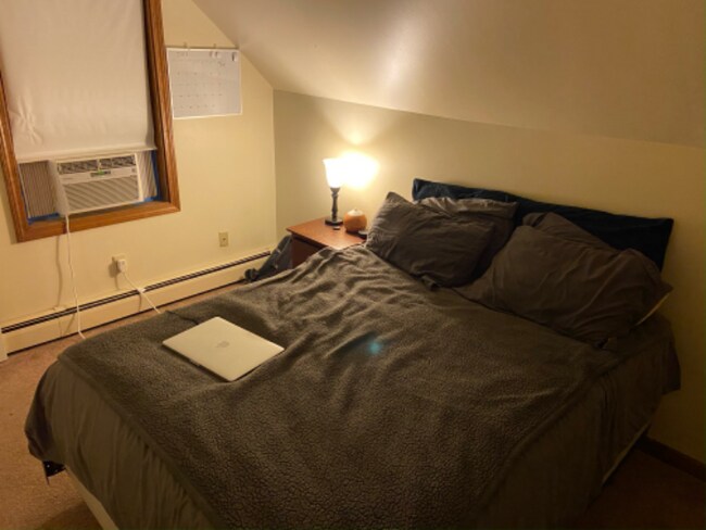 Building Photo - 112 Fourth St