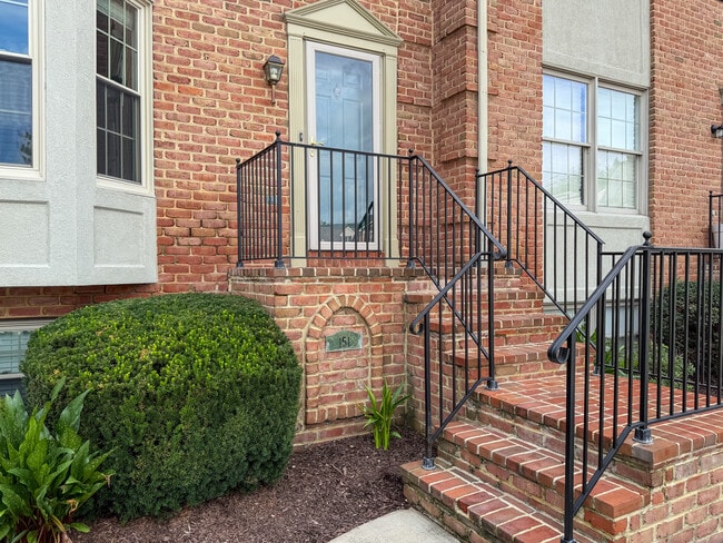 Building Photo - 151 Cobblestone Ln