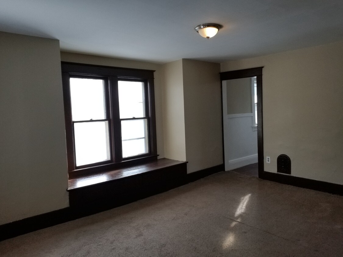 Foto principal - 547 Flint Street